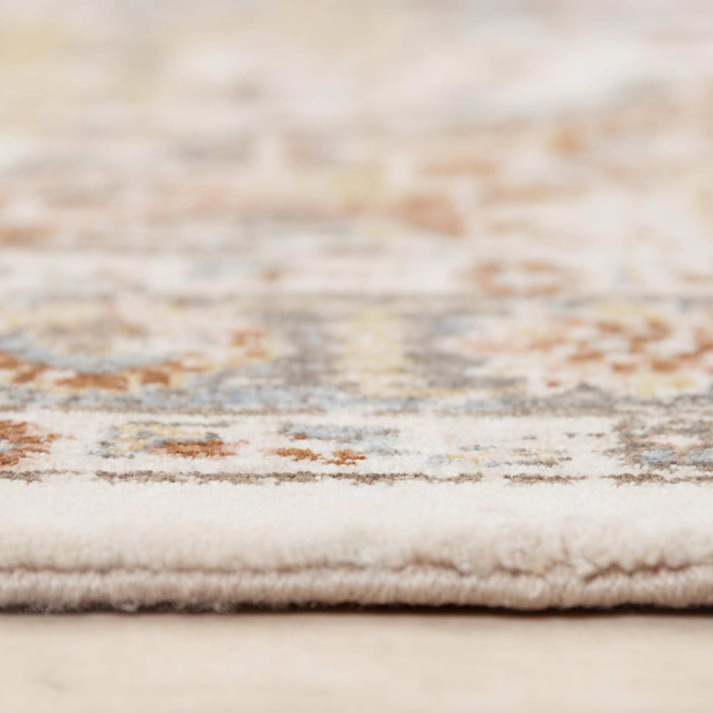Traditional rug, 8' x 10'.