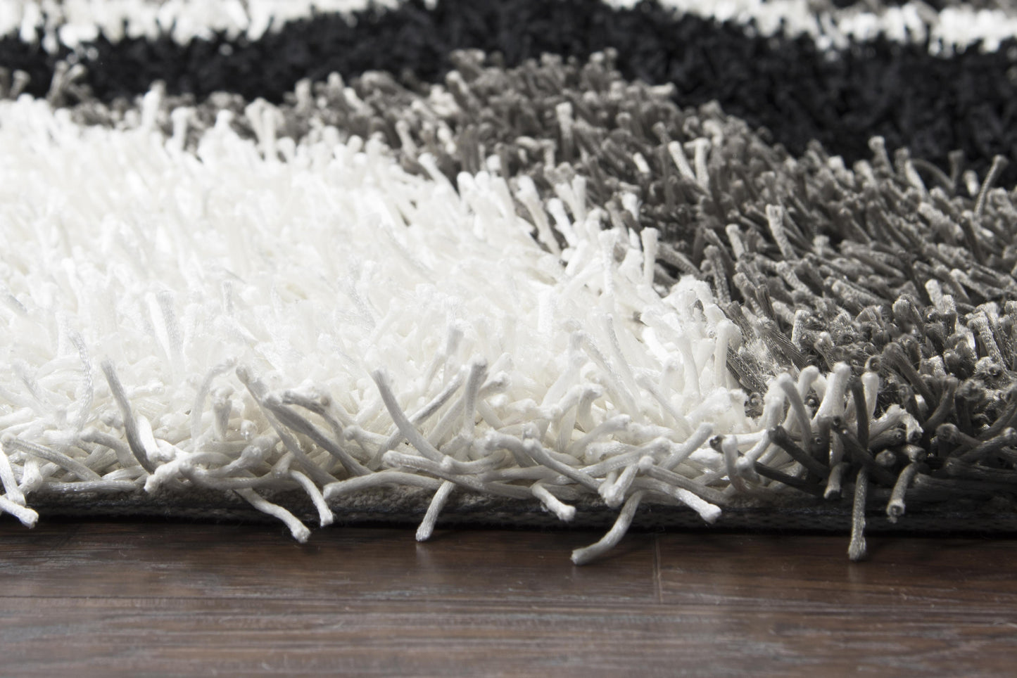Kempton shag rug, round, 8' diameter.