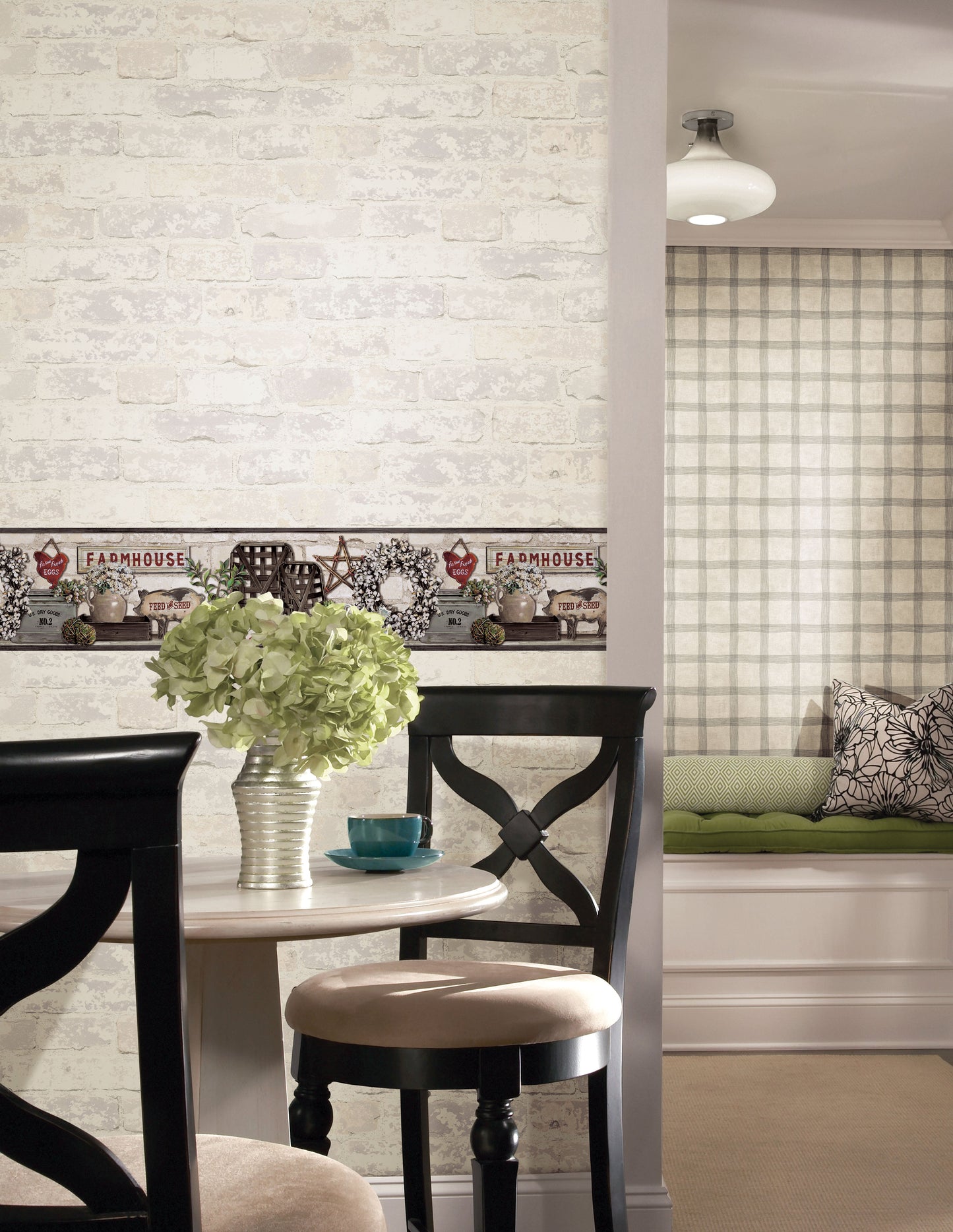 York Wallcoverings York Wallcoverings Farmhouse Shelf Black Border Animals Blacks - LG1300BD