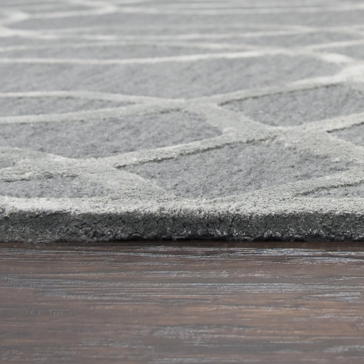 Monroe Contemporary rug, 3' x 5'.