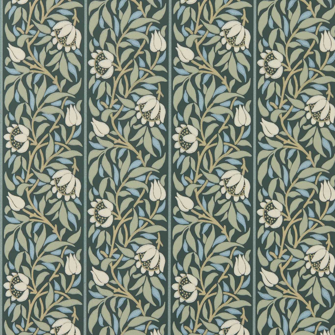 MORRIS & CO Peony Trellis Wallpaper Classic Floral Bayleaf,Slate - MUNW217571
