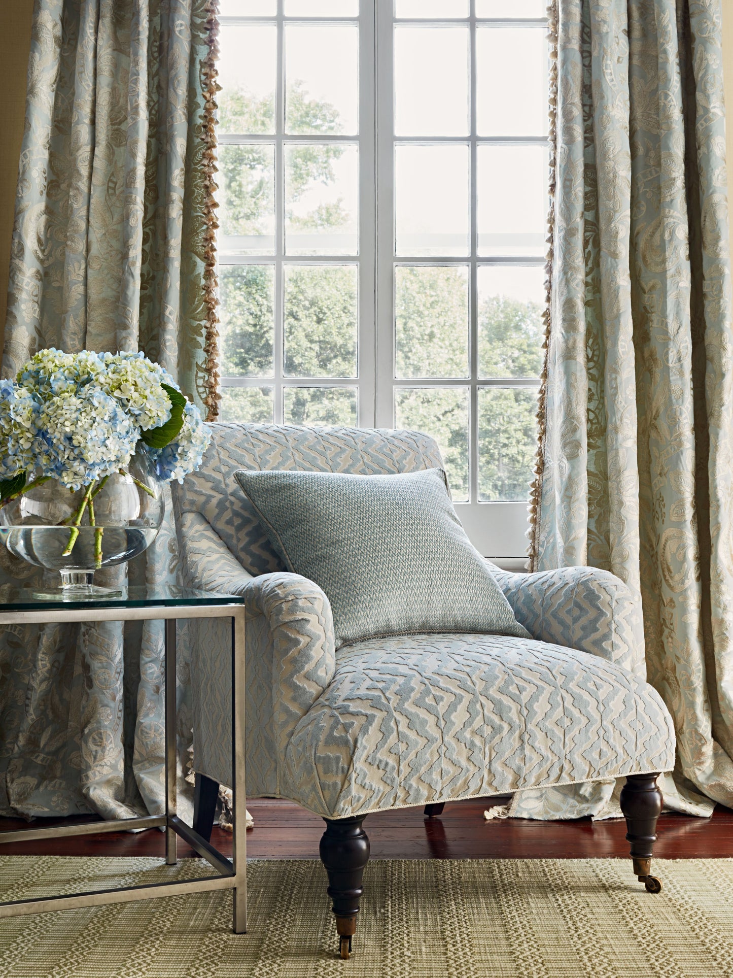 SCALAMANDRE ECHO VELVET FABRIC CLOUD - SC 000127085 NEW SKU # SC270850001