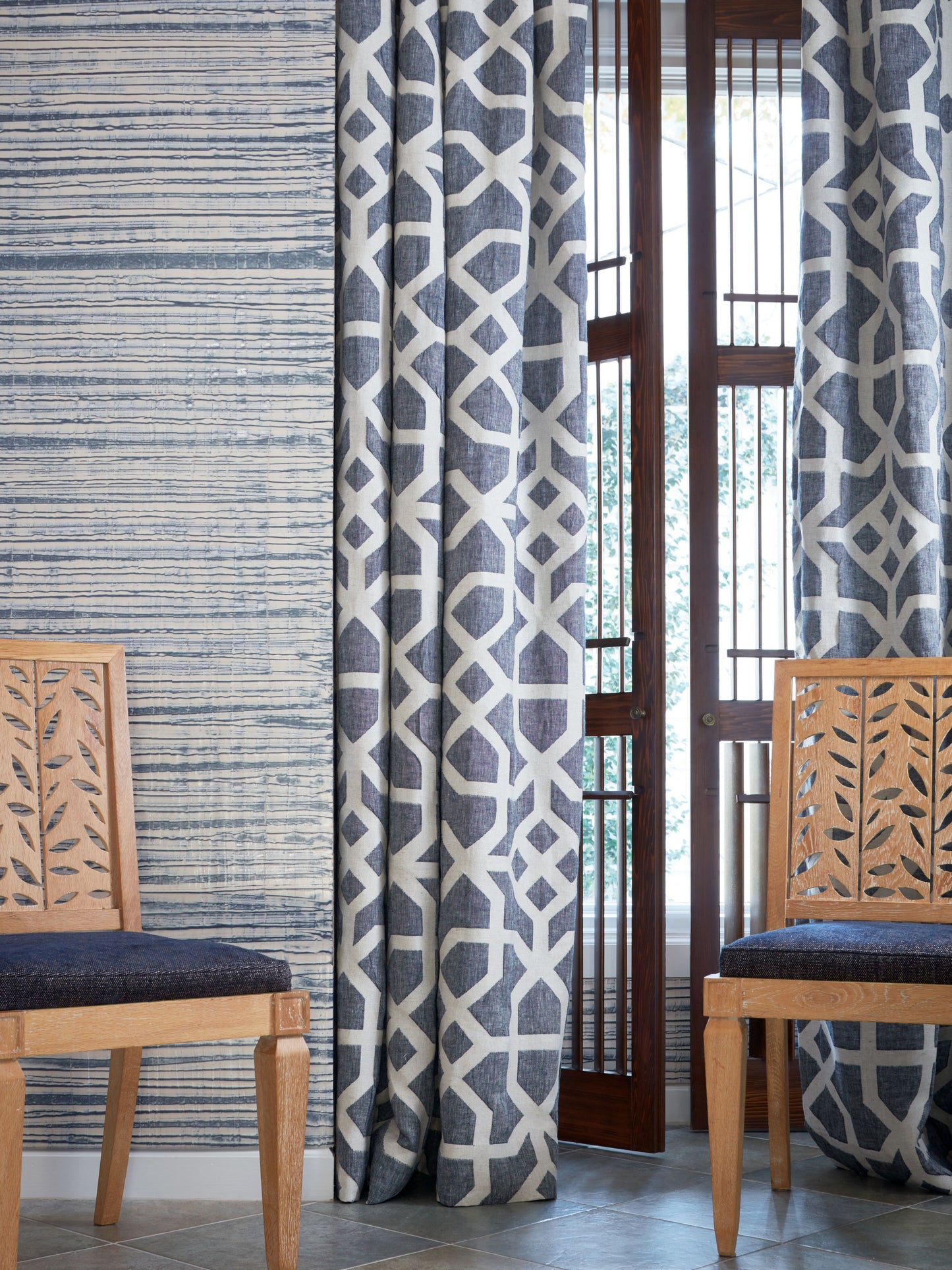 SCALAMANDRE LINEN LATTICE FABRIC INDIGO & GREIGE - SC 000527149 NEW SKU # SC271490005