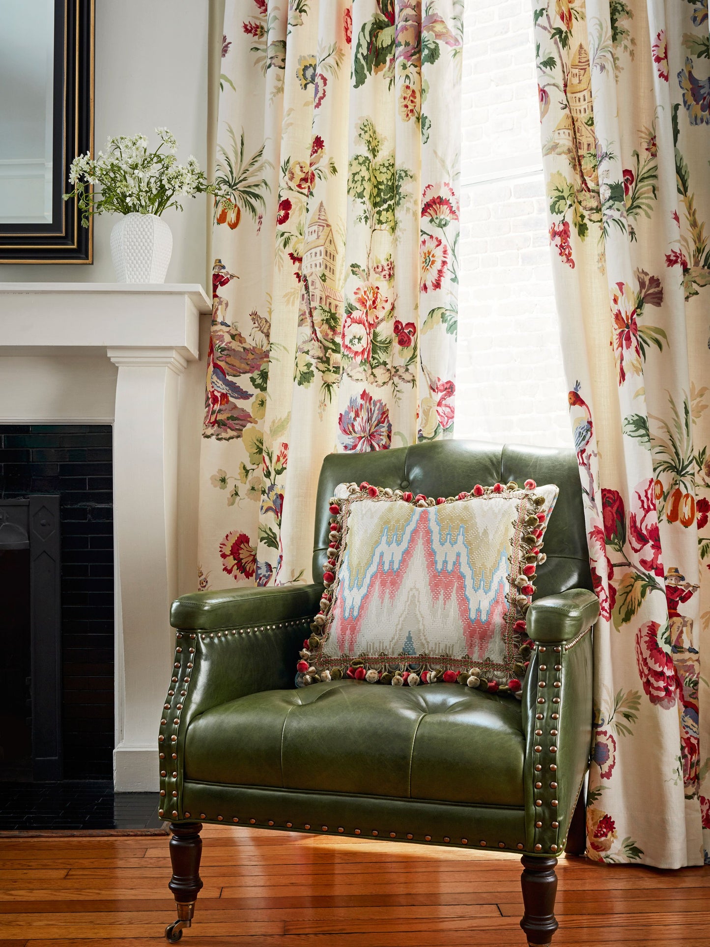 SCALAMANDRE SOMERSET LINEN PRINT FABRIC PORCELAIN - SC 000216584 NEW SKU # SC165840002