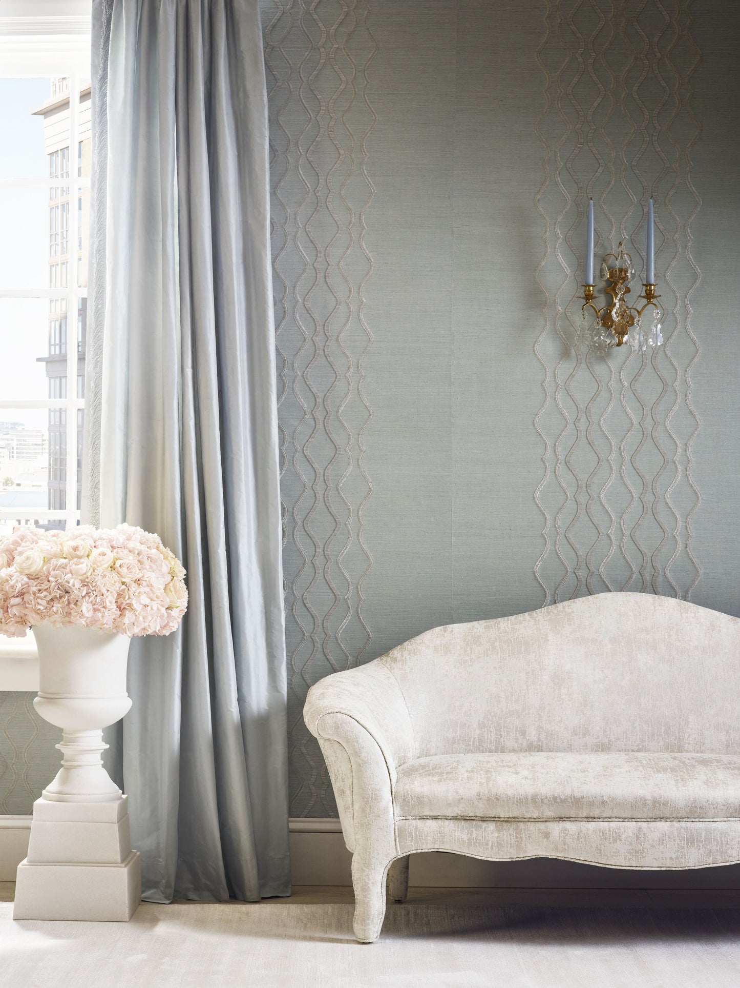 SCALAMANDRE VALENTINA EMBELLISHED SISAL DIAMOND , OGEE
FRETWORK , LATTICE
STRIPE SHELL - SC 0002WP88447 NEW SKU # SCWP884470002