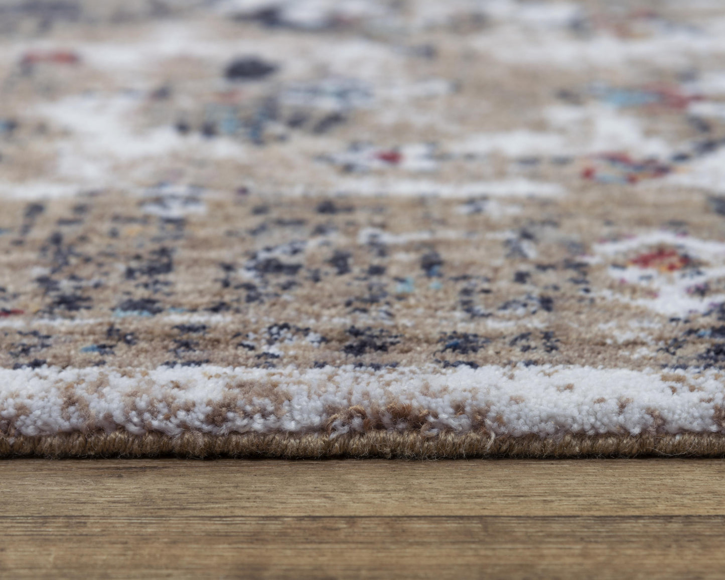 Traditional rug, 8' x 10'.