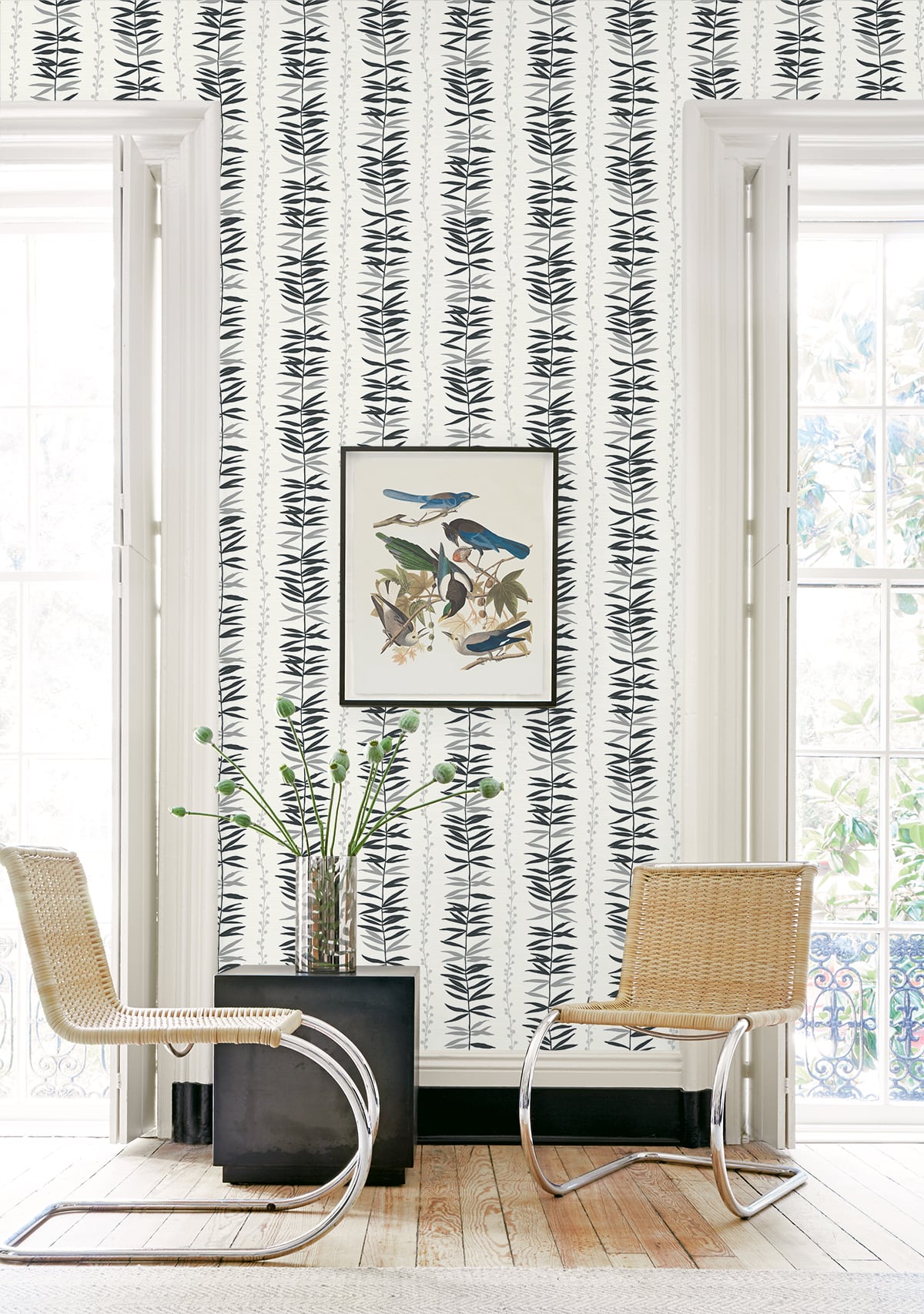 Seabrook Designs The Simple Life Summer Garland Botanical Contemporary Black Matte - SL80500