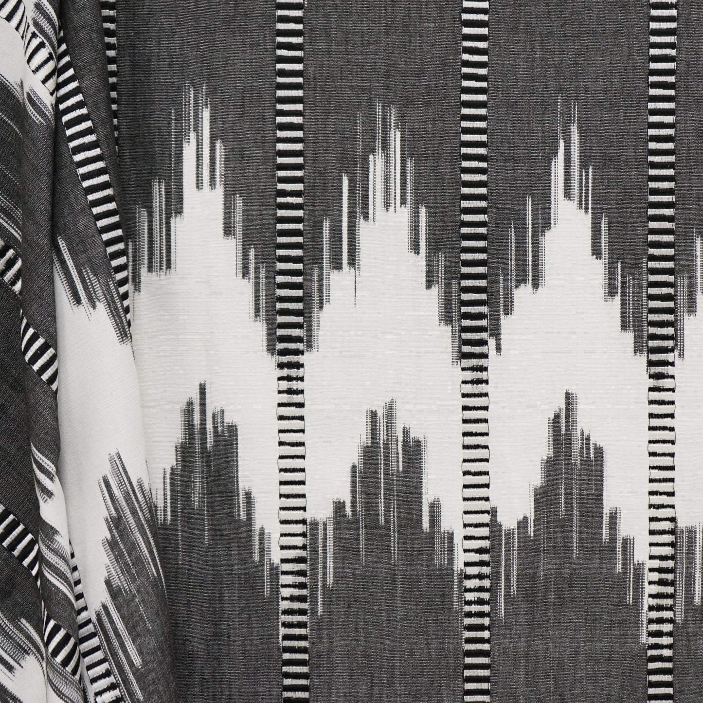 JF Fabrics JF Studio SONIC 96 Fabric Transitional,Contemporary,Flamestitch,Stripe Black Embroidery,Texture,Linen Texture - 5782396 SJ101