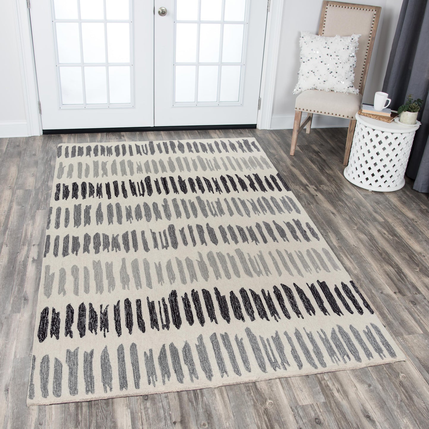 Contemporary area rug, 9' x 12'.