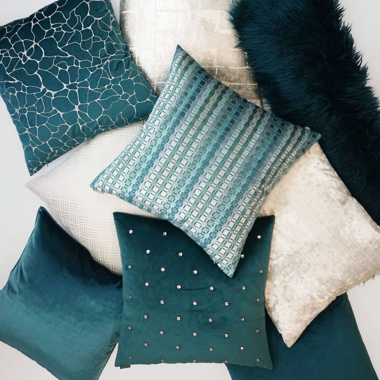 D.V. KAP HOME 24" x 24" Iridescence Pillow - Peacock Solid - 3383-P-2424