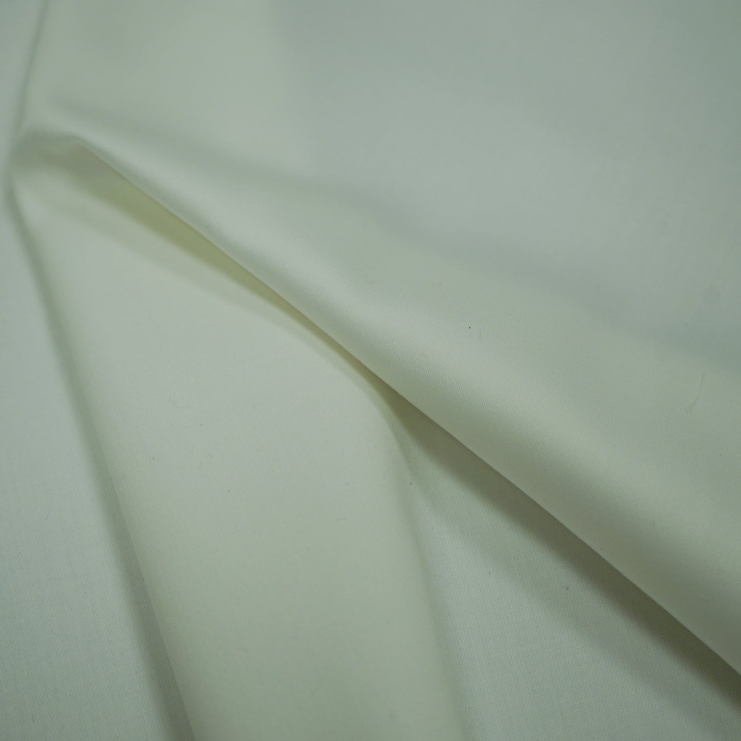 JF Fabrics VEIL 92 Fabric Plain Offwhite Lining - 6004392 J7871