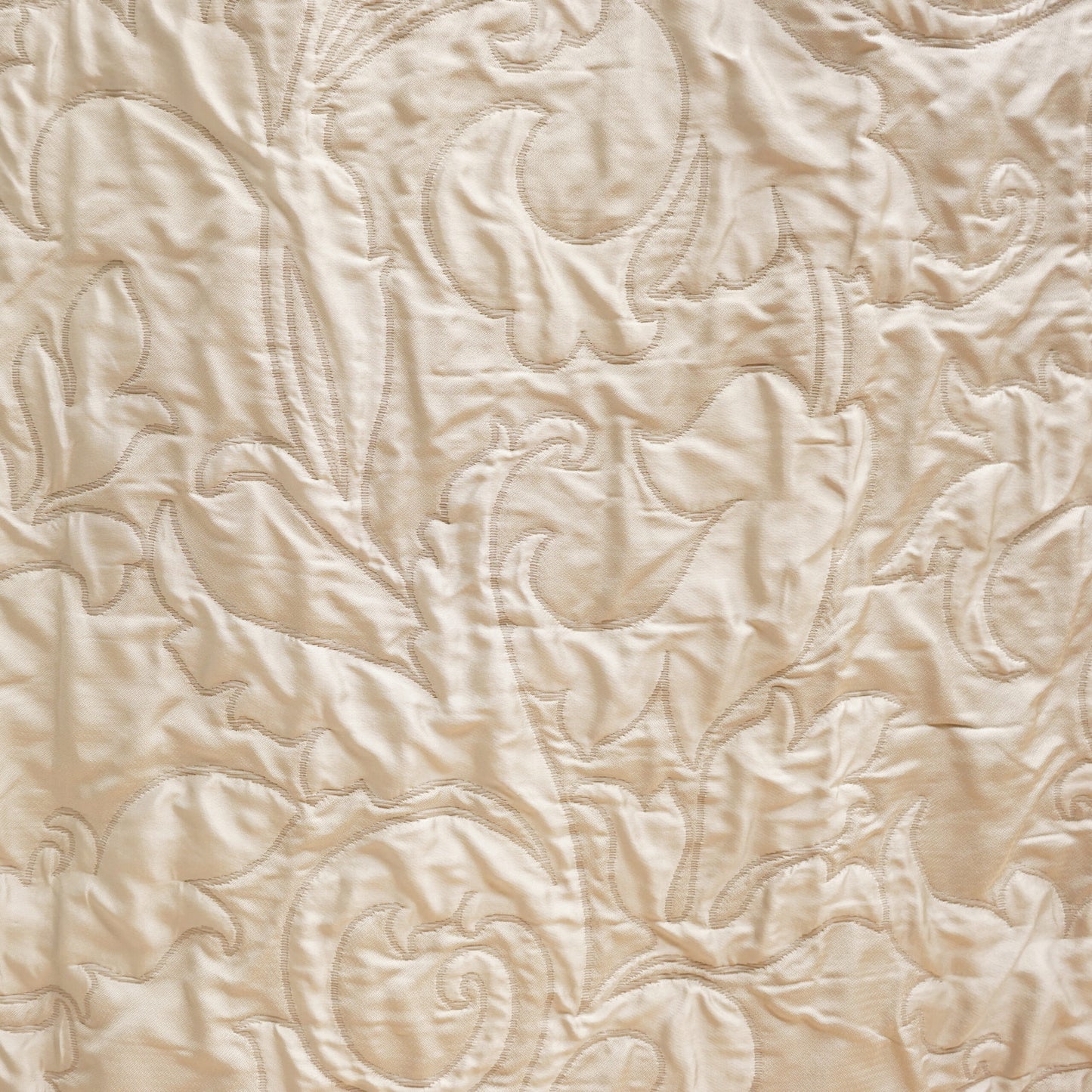 JF Fabrics JF Studio WHIMSICAL 93 Fabric Traditional,Scroll Creme,Beige,Offwhite Matelasse - 5085793 SJ101