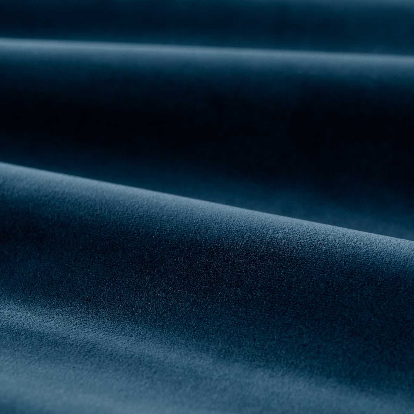 ZOFFANY Cotton Velvet Performance Fabric Plains , Textures Mazarine Blue - ZL4X333450