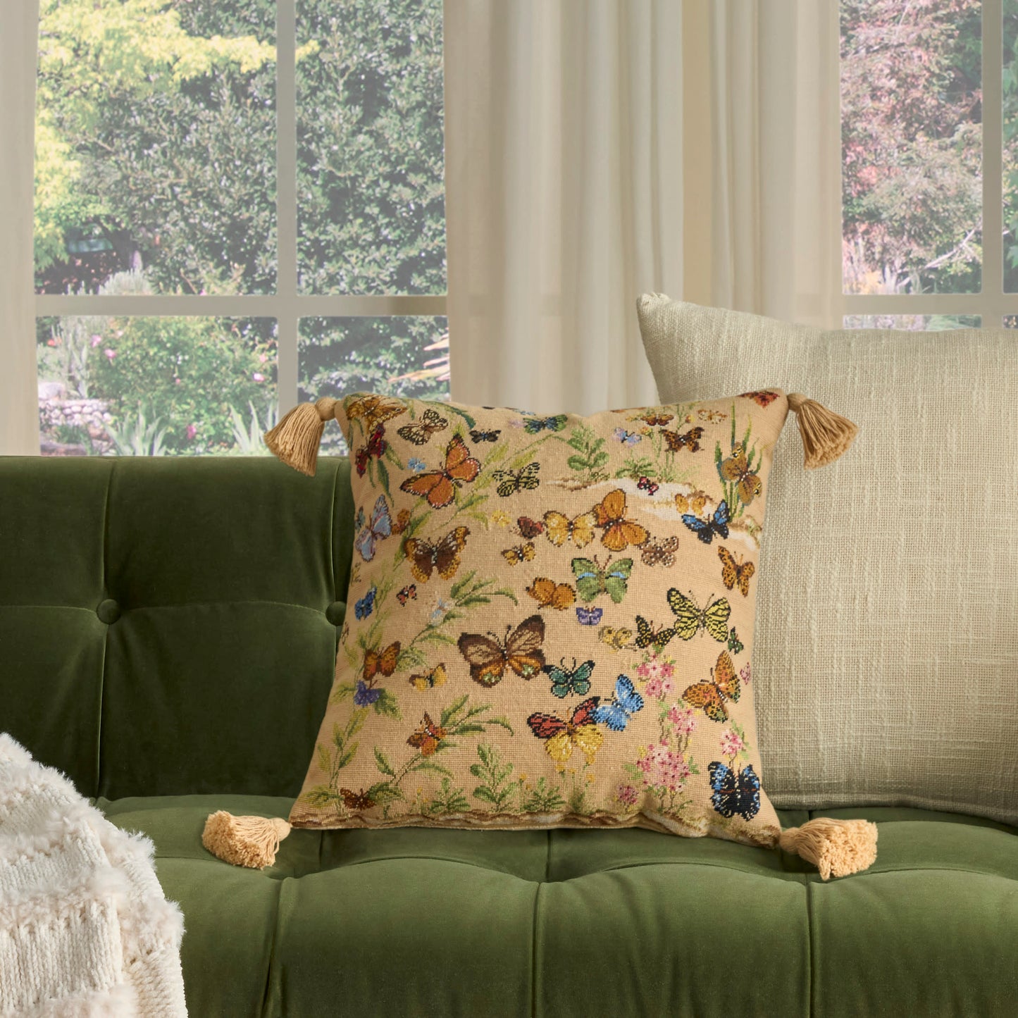 NOURISON HOME 18" x 18" Mina Victory Vintage Blush - 798019091996