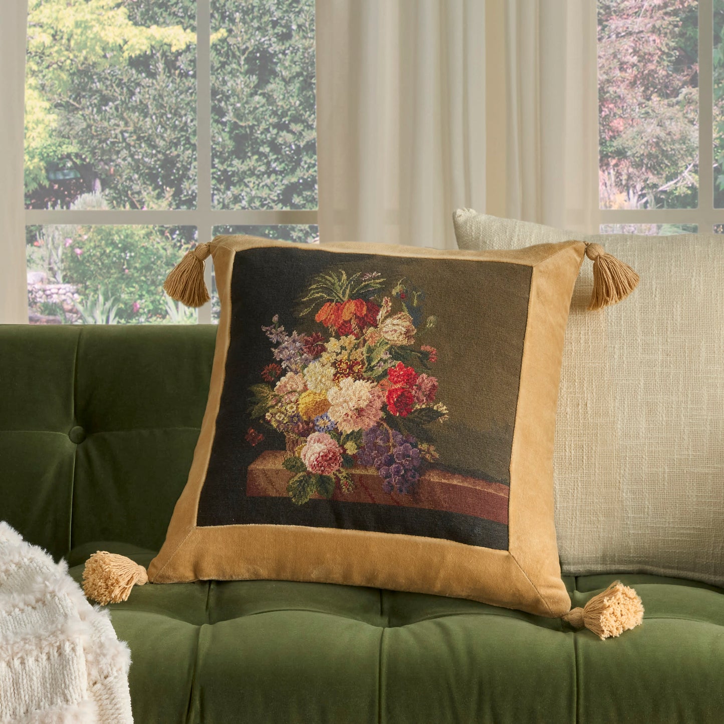 NOURISON HOME 20" x 20" Mina Victory Vintage Multicolor - 798019091880