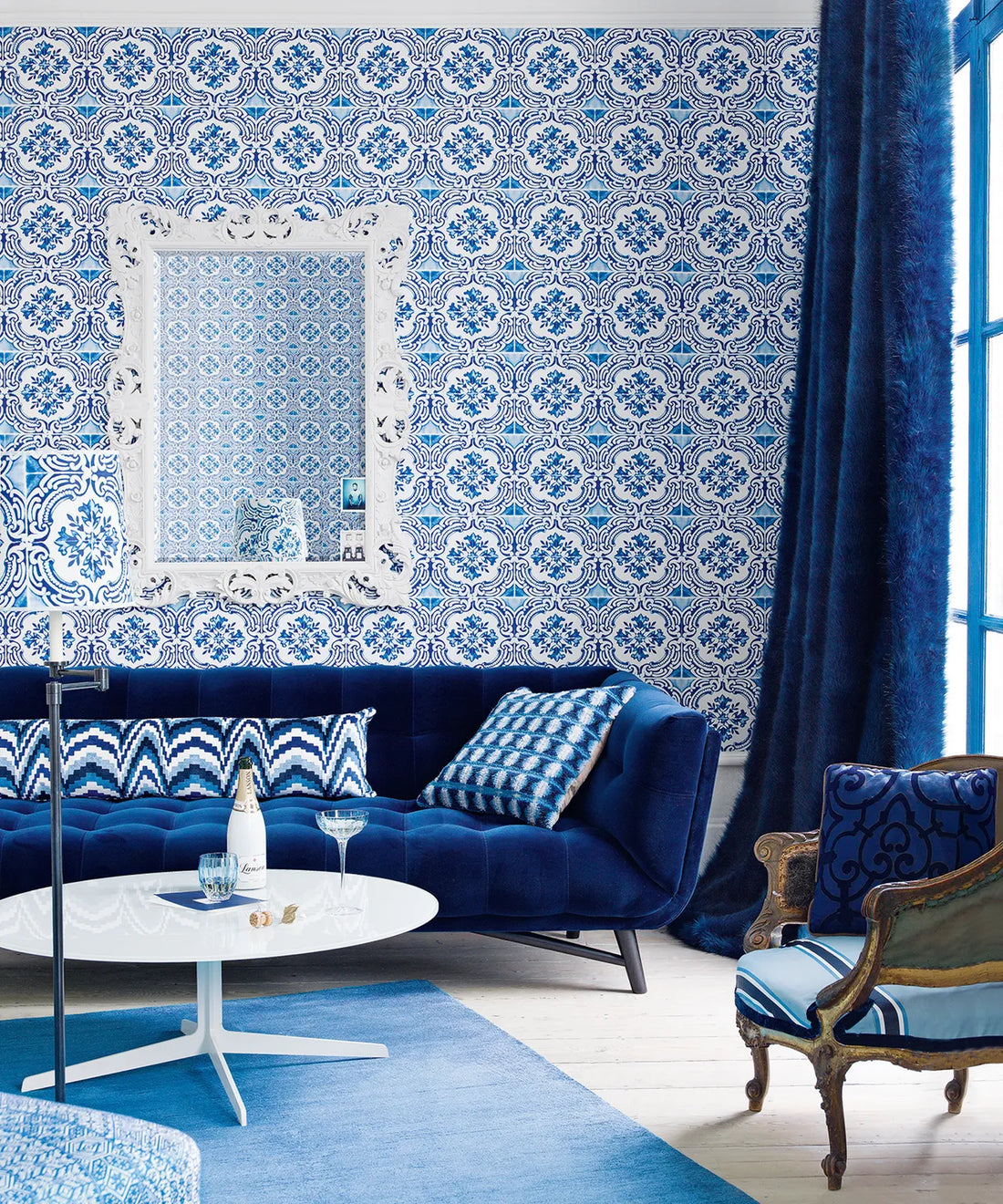 Decorating with Shades of Blue: Transform Your Space with Light, Medium, and Dark Hues!