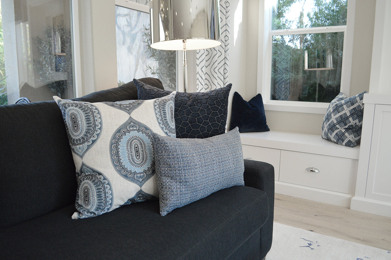 D.V. KAP HOME   24" x 24" Passata Pillow - Blue Plaid - Check    - 2916-B-2424