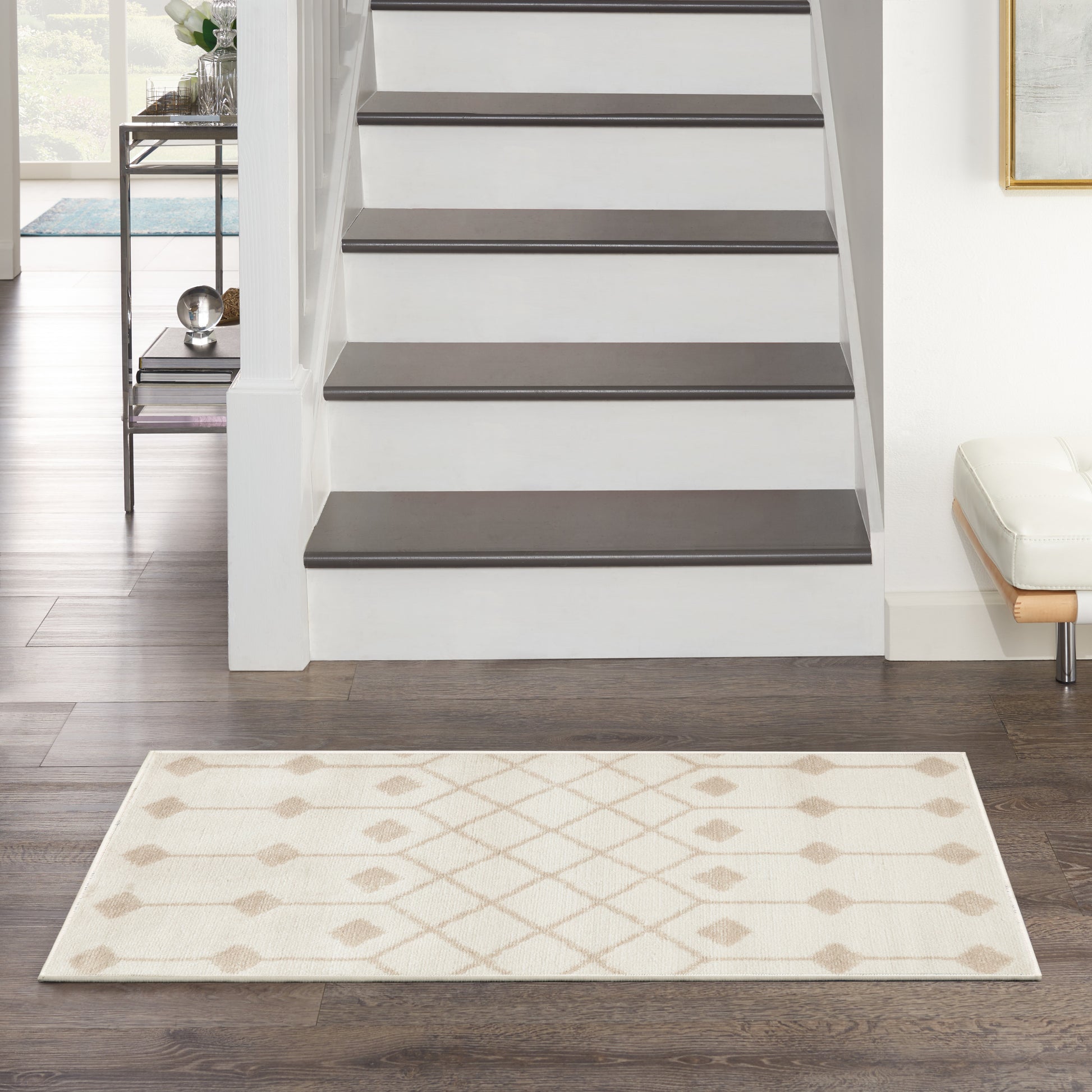 Cream rectangular area rug with beige diamond lattice and soft pile; Bohemian style, ideal for living room, 2' x 4