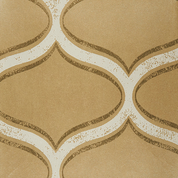 Green wallpaper with white scalloped lattice & brown outline, vintage Moroccan trellis pattern.