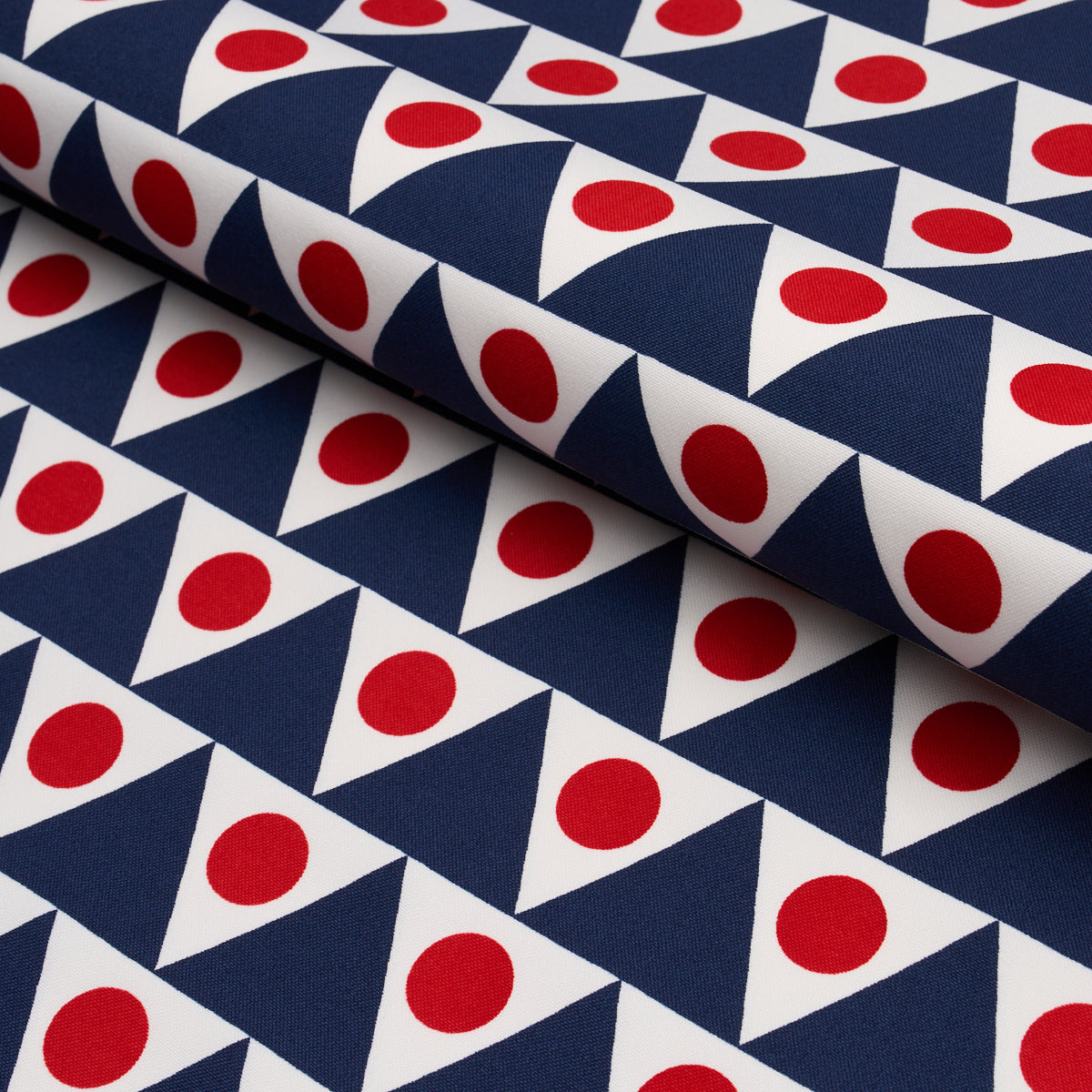 SCHUMACHER  STUDIO BON PENNANT II INDOOR/OUTDOOR   Navy & Red   - 176642