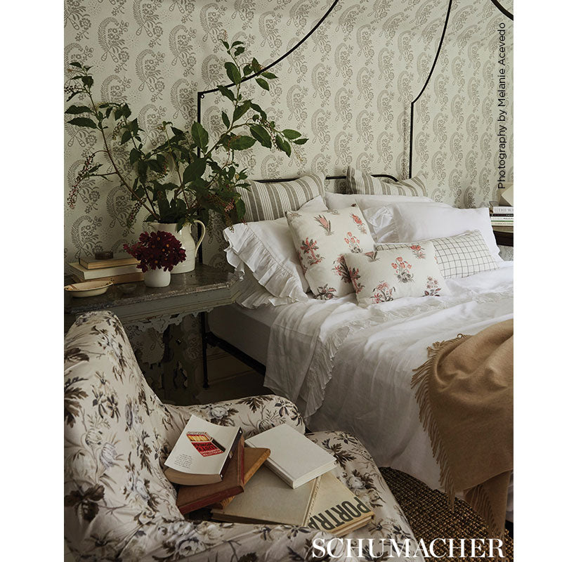 SCHUMACHER FABRIC  CLASSIC PRINTS CECIL CHINTZ   GRISAILLE   - 176810