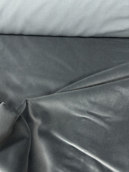 Outlet Versailles Kravet Solid velvet upholstery Gray   - uan-438-3d