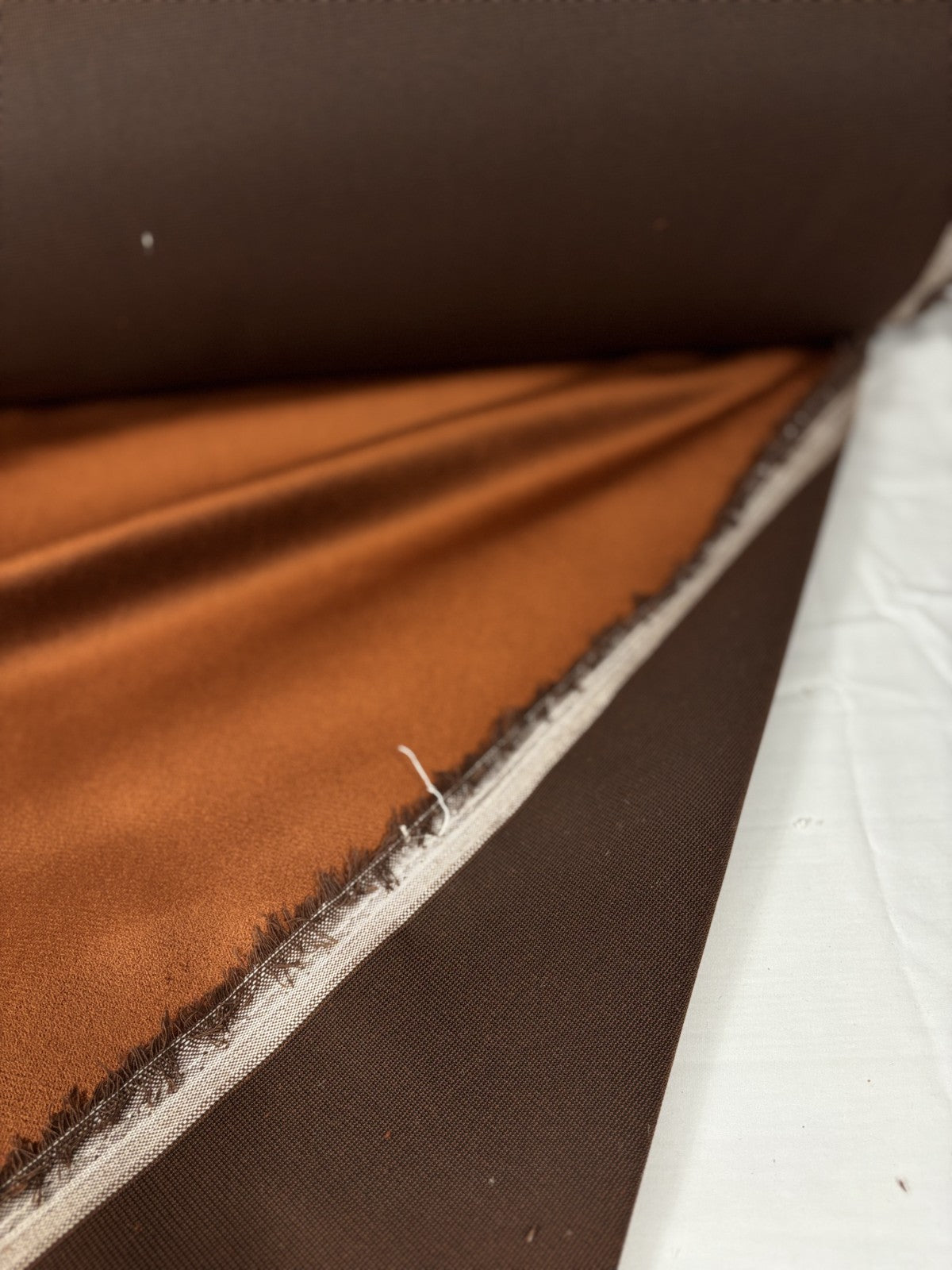 Outlet Kat Teddy Valley Forge Boucl? / Teddy / Textured Velvet Rust Orange   - tcg-190-3d