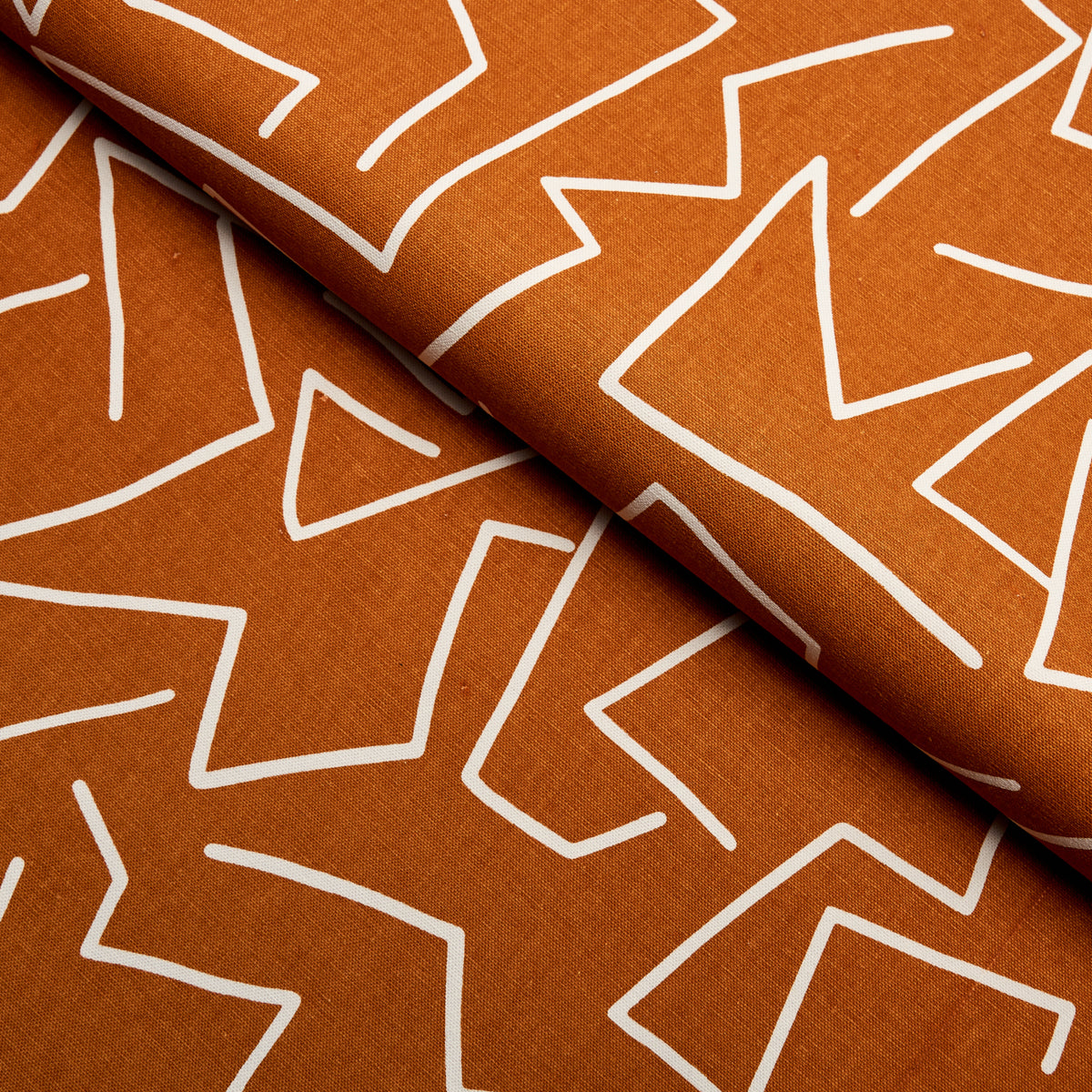 SCHUMACHER  HADIYA WILLIAMS TANGENT PRINT   Saffron   - 180412