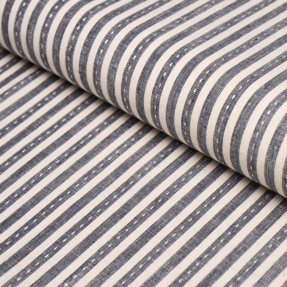 SCHUMACHER  NEW TRADITIONAL: PROVEN??AL MATHIS TICKING STRIPE PRINTS PRINTS CARBON   - 180592
