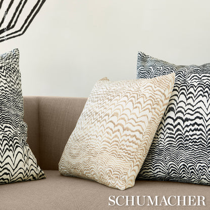 SCHUMACHER  TRINA TURK INK WAVE PRINT INDOOR/OUTDOOR   Natural   - 181051