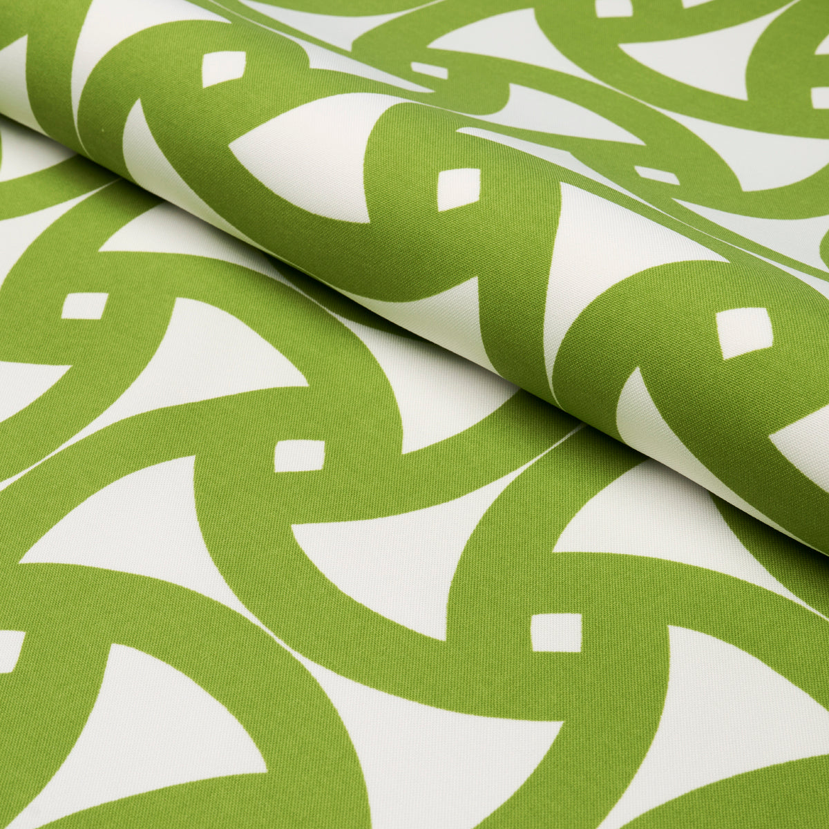 SCHUMACHER  TRINA TURK SANTORINI PRINT INDOOR/OUTDOOR   Fern   - 181081