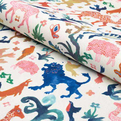 SCHUMACHER FABRIC  FABRIC BEASTS INDOOR/OUTDOOR   MULTI ON IVORY   - 181590