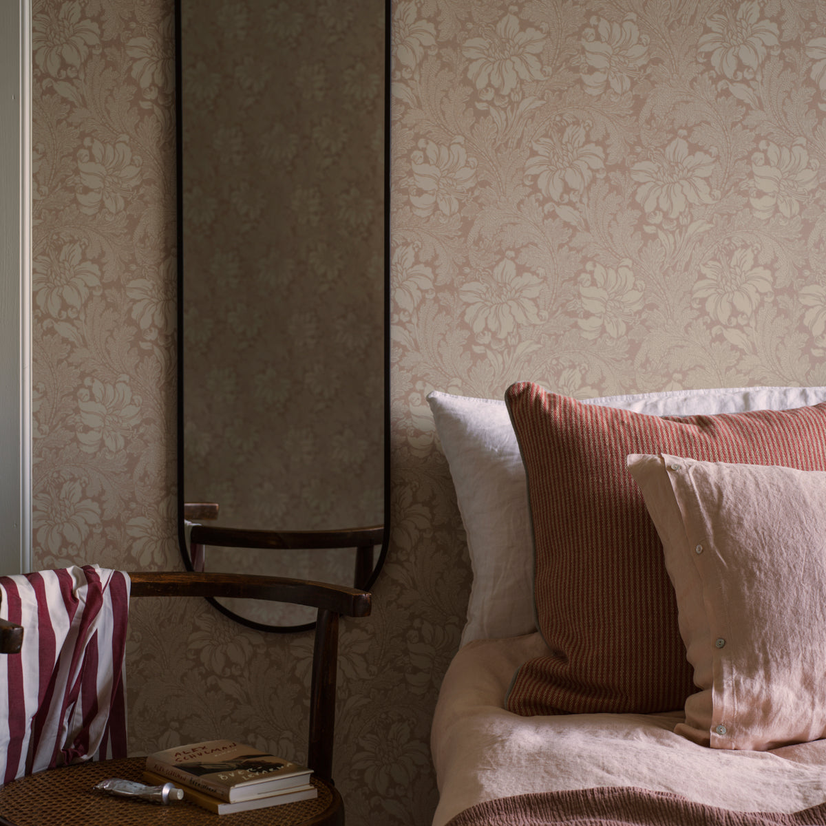 SCHUMACHER  Borastapeter ACANTHUS GARDEN   BLUSH   - 2009