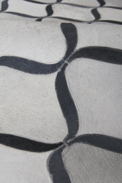 EXQUISITE RUGS   Natural Hide Indoor Hand Stitched    - 2153-4'6"X11'