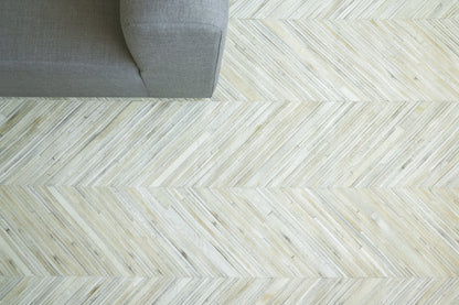 EXQUISITE RUGS   Natural Hide Indoor Hand Stitched    - 2161-5'X8'