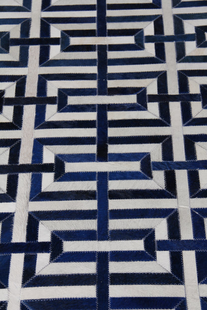 EXQUISITE RUGS   Natural Hide Indoor Hand Stitched    - 2203-5'X8'