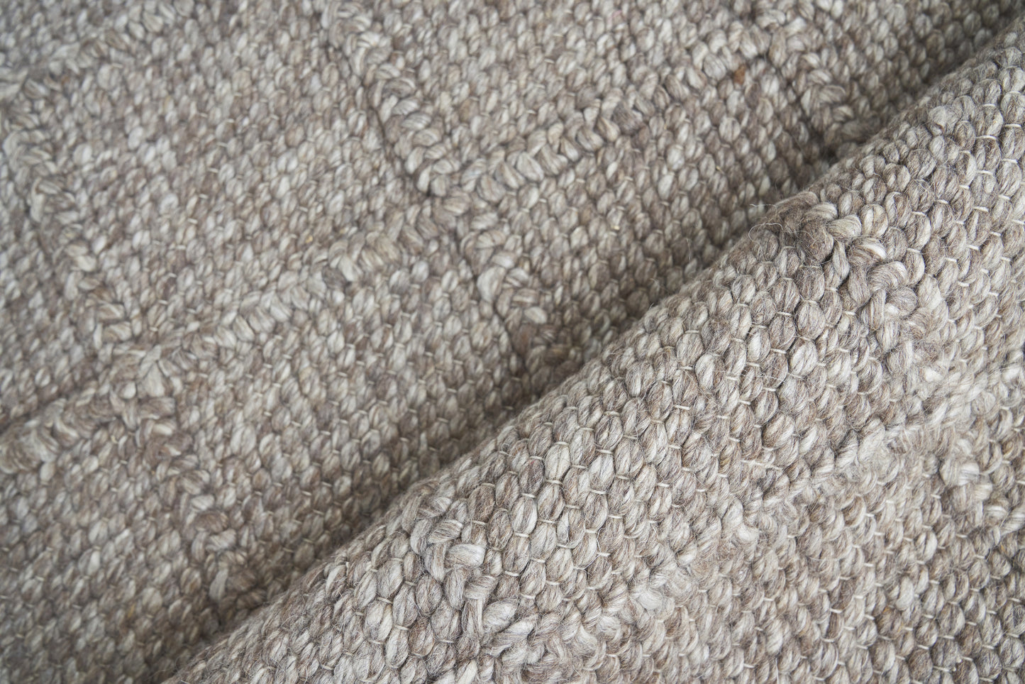 EXQUISITE RUGS OUTLET  Brentwood Indoor Hand Woven    - 2227-9'X12'