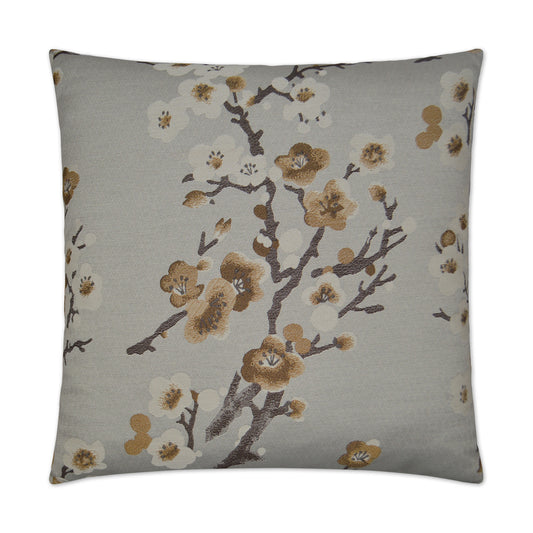 D.V. KAP HOME   24" x 24" Serrulata Pillow - Mica Traditional, Floral    - 2484-M-2424