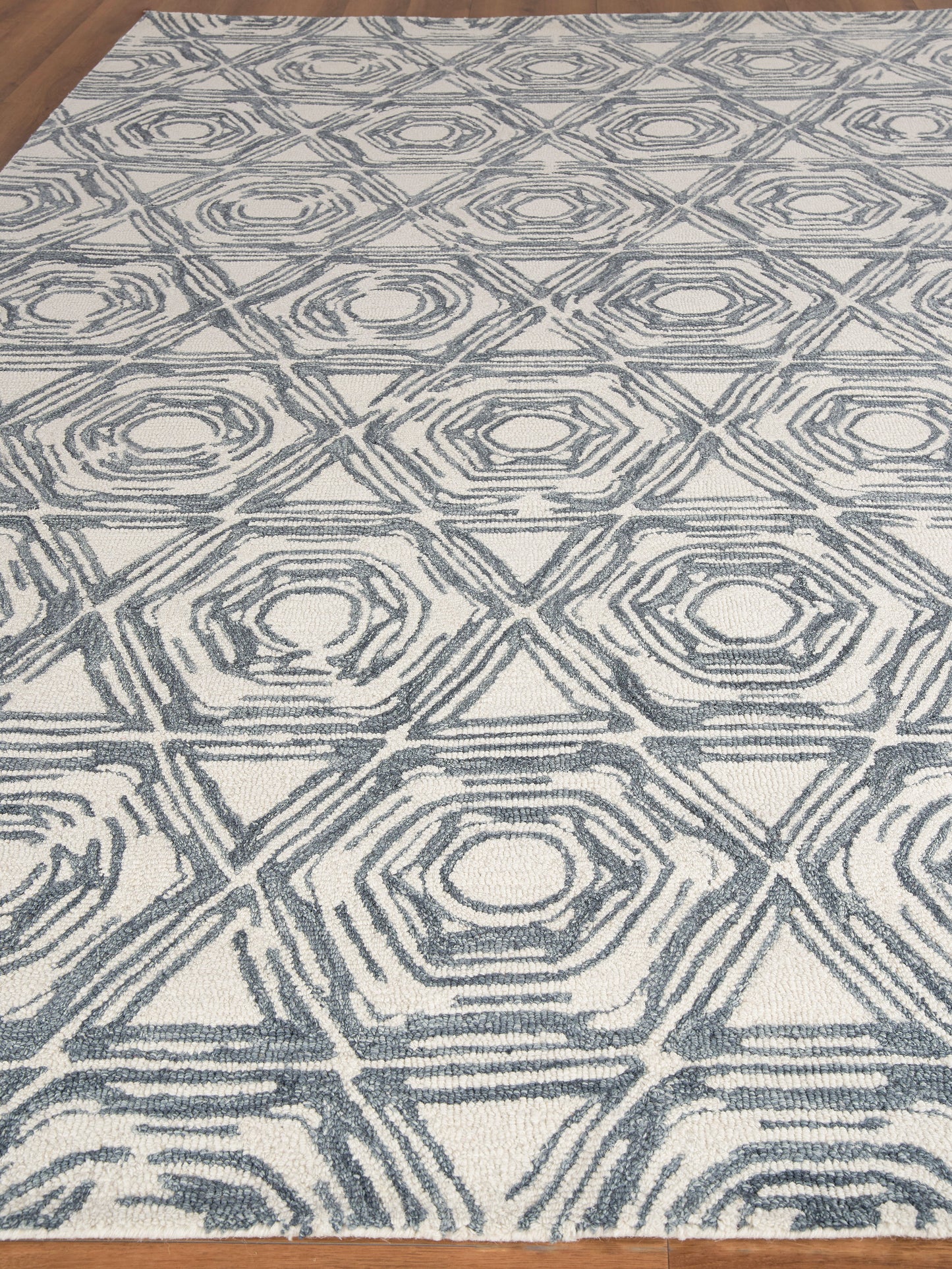 EXQUISITE RUGS   Caprice Indoor Hand Tufted    - 2708-4'X6'