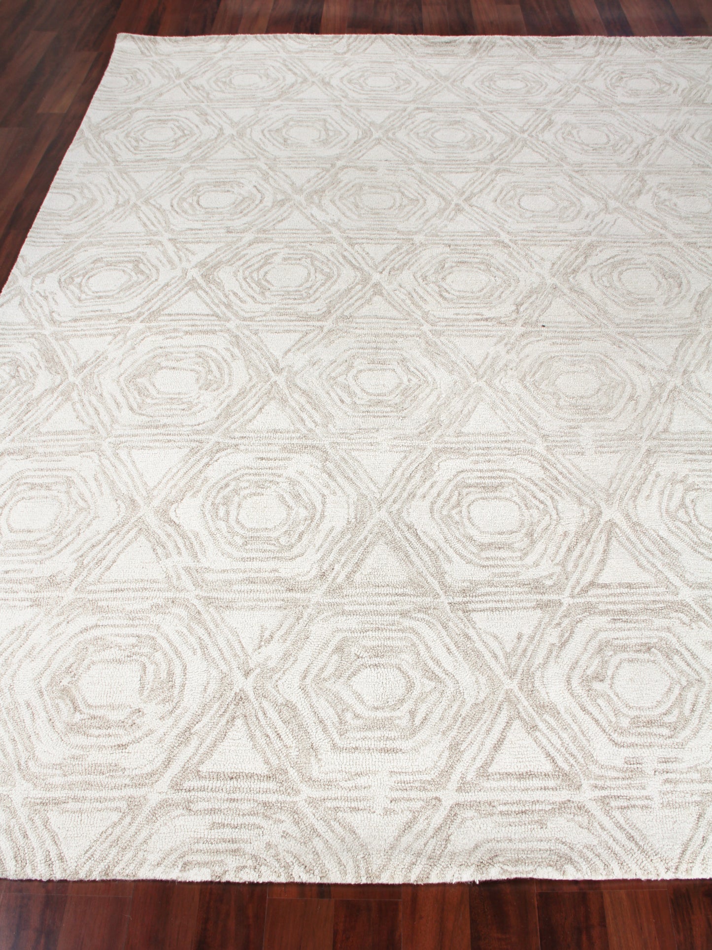 EXQUISITE RUGS   Caprice Indoor Hand Tufted    - 2710-4'X6'