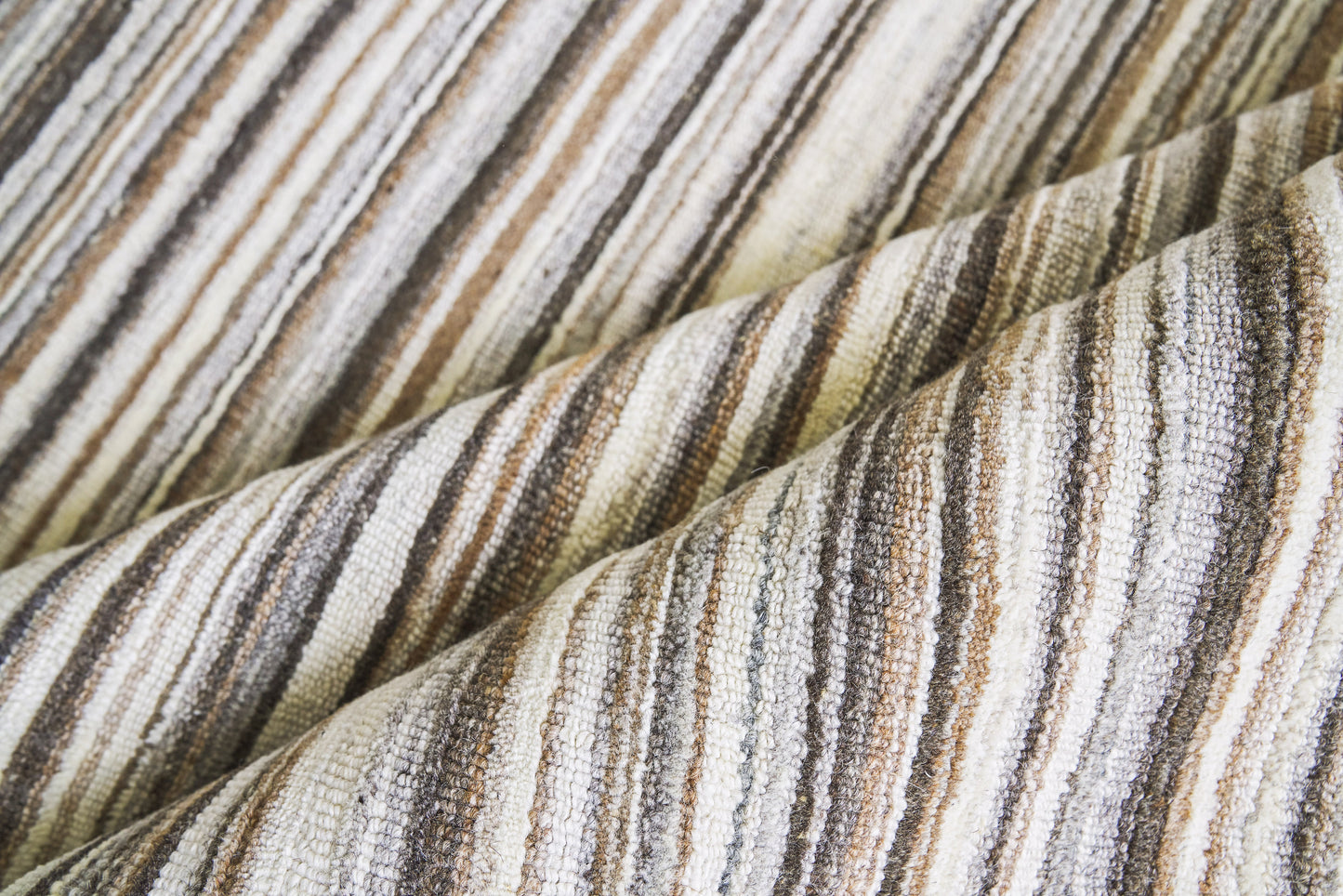 EXQUISITE RUGS OUTLET  Organica Indoor Hand Loomed    - 2882-9'X12'