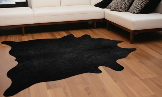 6' X 7' Off White Natural Cowhide Area Rug