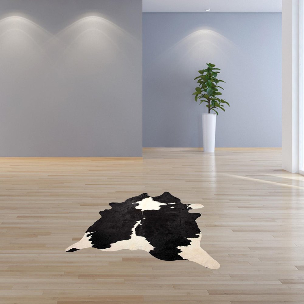 6' X 7' Brown And White Cowhide Handmade Area Rug