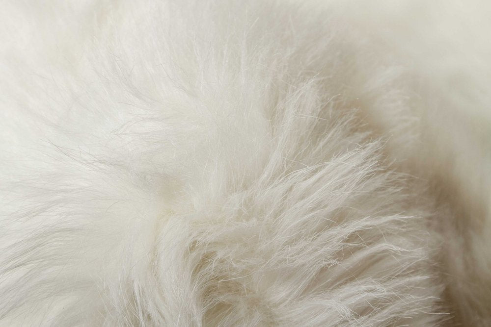 5' X 8' Off White Faux Fur Area Rug