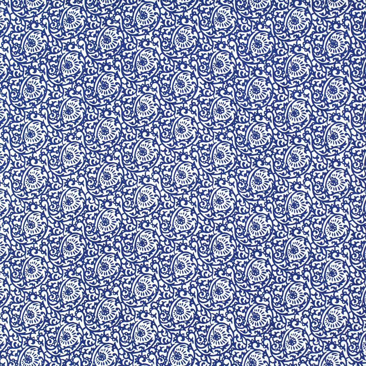 SCHUMACHER  RAOUL TEXTILES SCROLL PAISLEY PRINTS PRINTS MAJOLICA   - 313B18