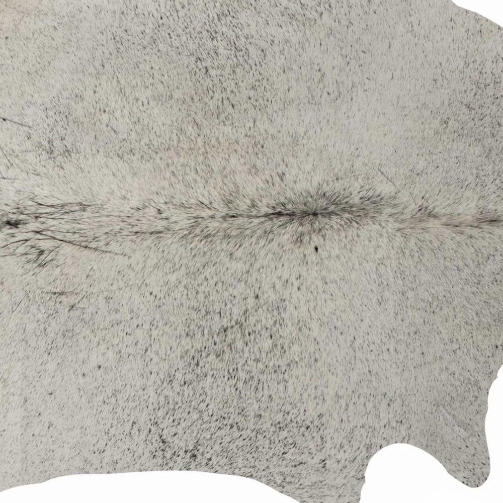 6' X 7' Gray Cowhide Hand Tufted Area Rug