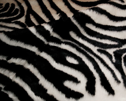 5' X 7' Black And White Faux Cowhide Zebra Print Area Rug
