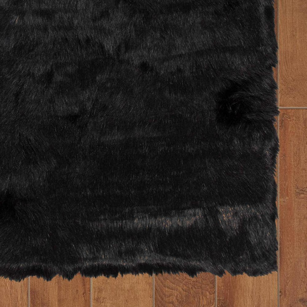 3' X 5' Off White Faux Fur Shag Area Rug