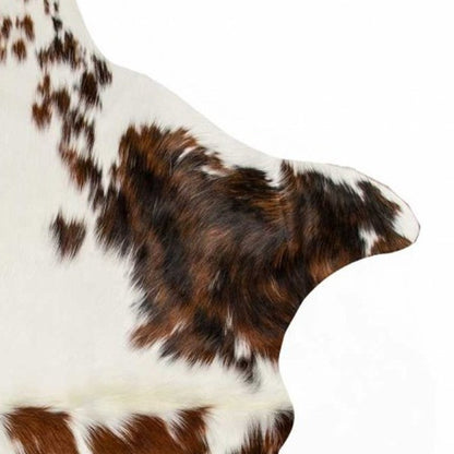 6' X 7' Brown And White Cowhide Cowhide Print Area Rug