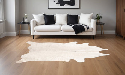 5' X 7' Off White Cowhide Cowhide Print Area Rug